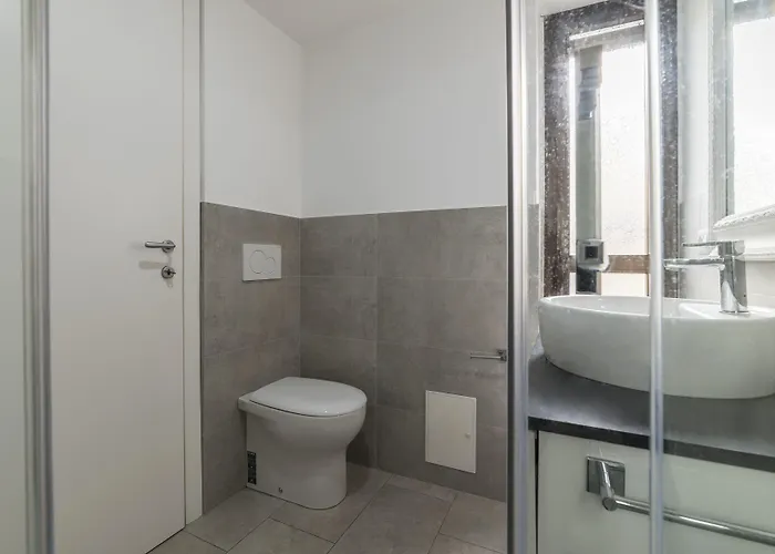 Guesthost - Sant'angelo Modern Rzym