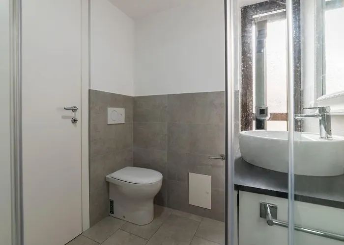 Guesthost - Sant'angelo Modern Apartament Rzym